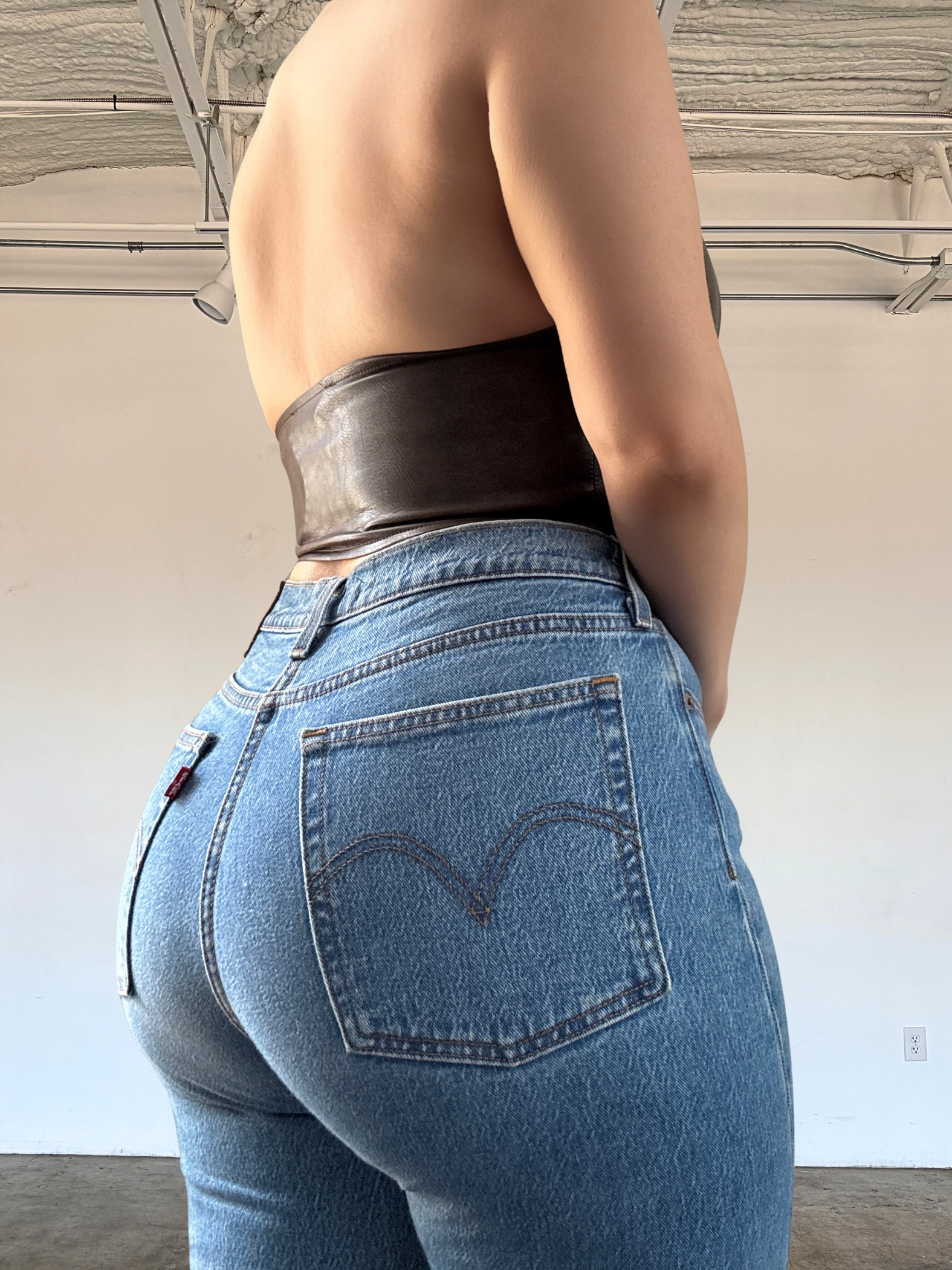 Dallas Halter Top - Brown